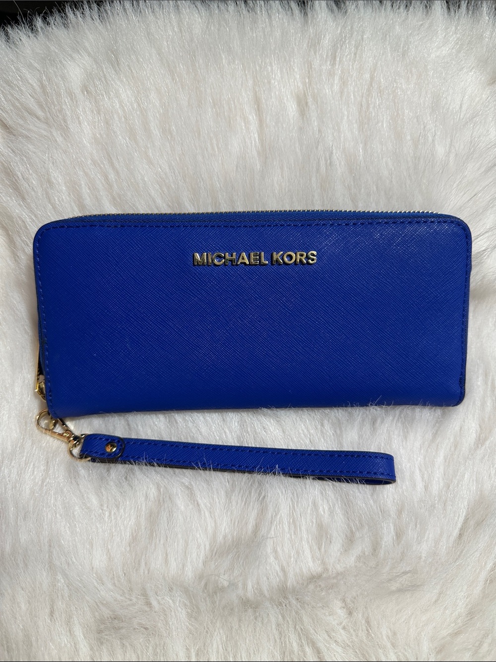 Michael Kors Cobalt Saffiano Zip Wristlet Wallet with Gold Logo . 8.5”x2.75”x 1”